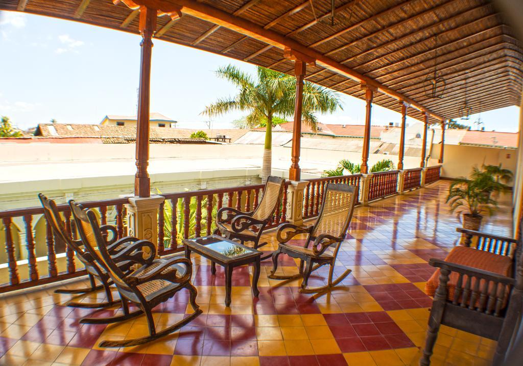 Hotel La Perla Leon Exterior photo